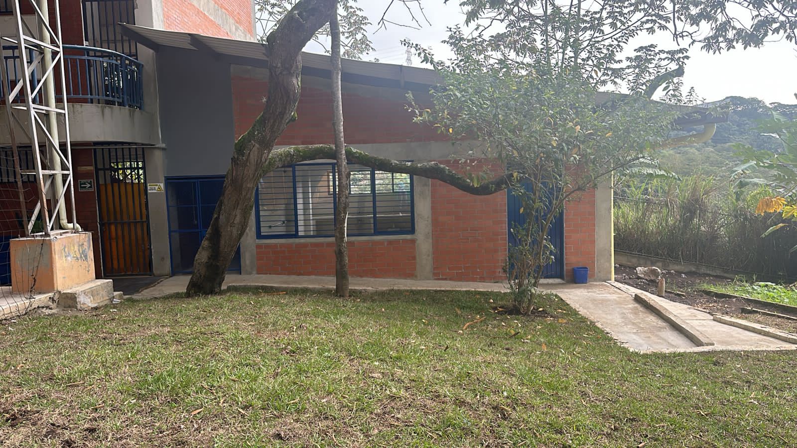 Proyecto colegio San Gabriel Cali, salón de alimentos y obra civil educativa